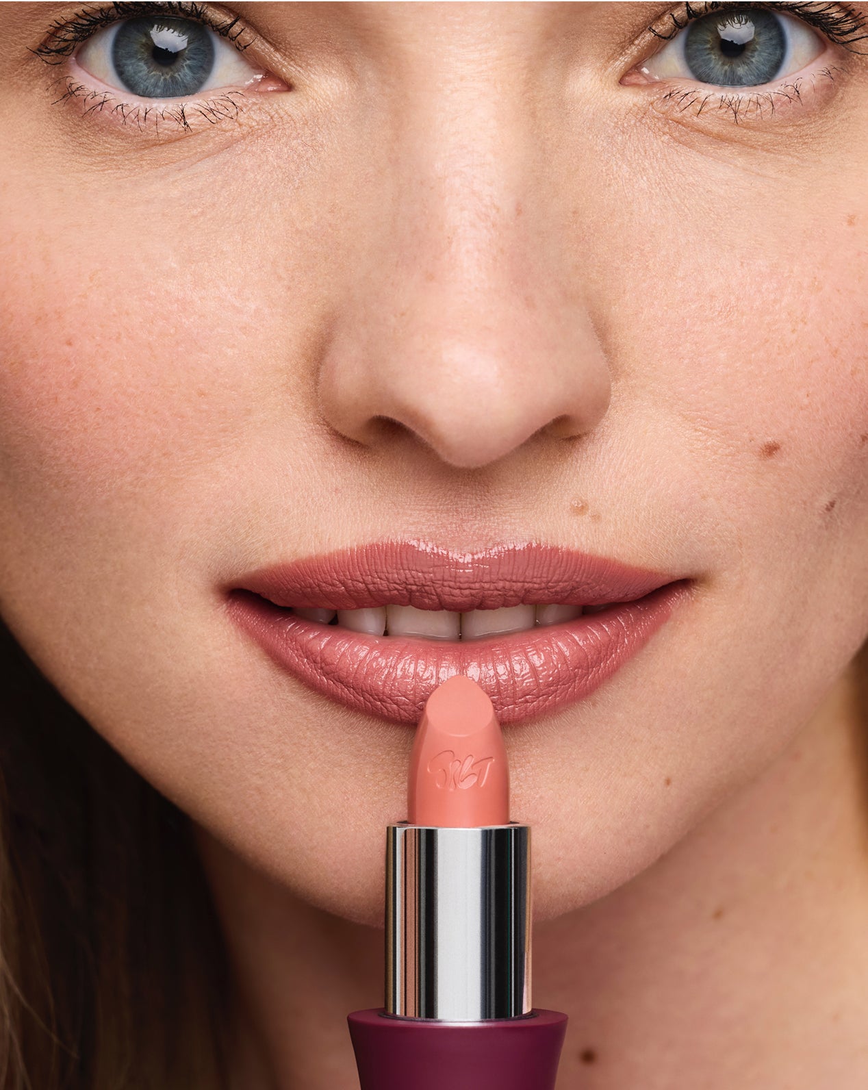 The Essentials Edit - Lip Balm, Lip Liner, Lipstick, and Mascara + FREE Clutch
